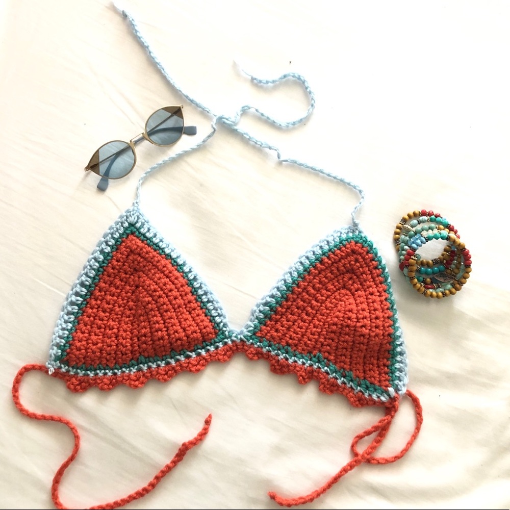 CROCHET TOP